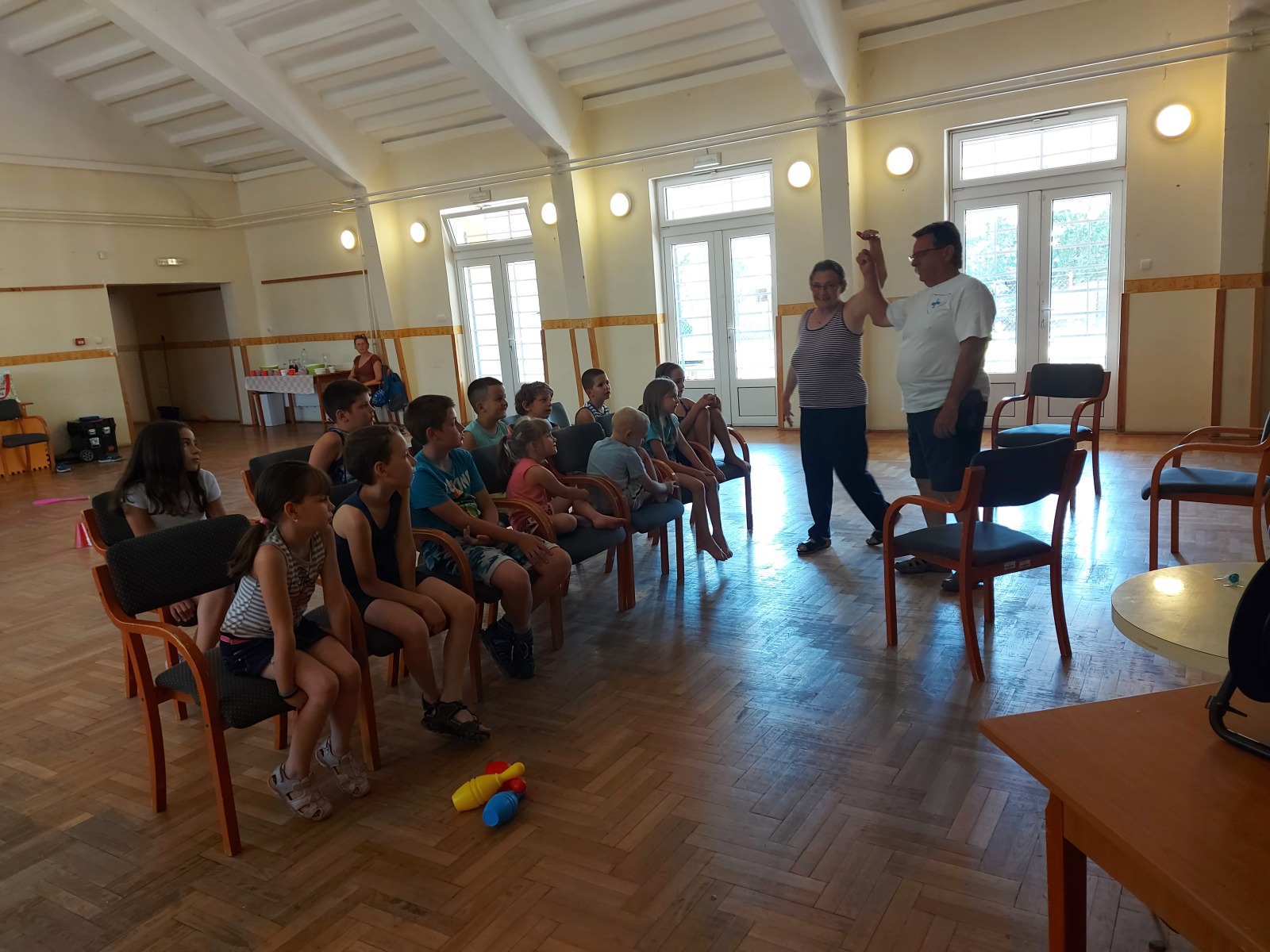 Kismacs-gyerekhet